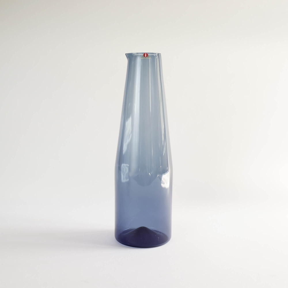 Timo Sarpaneva/ Iittala / Carafe i-403/Navy (L) - organ-online.com