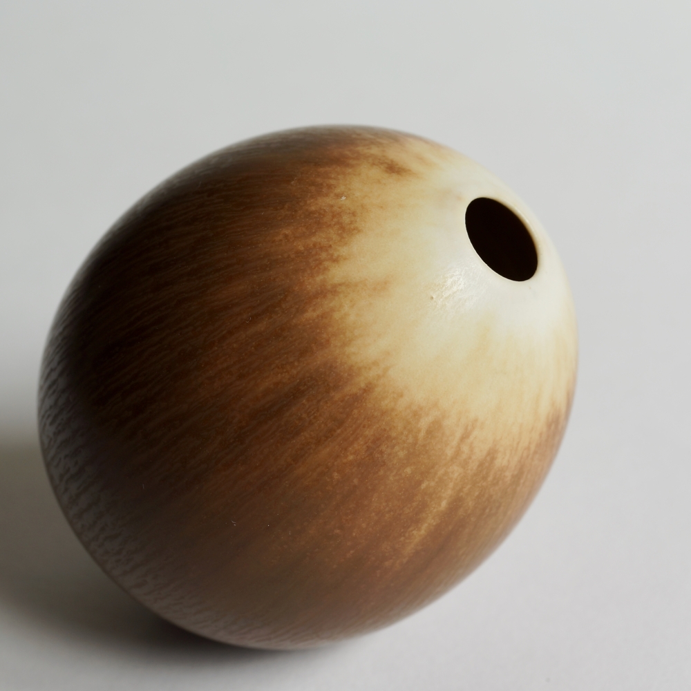 Berndt Friberg/Egg Shape Vase - organ-online.com