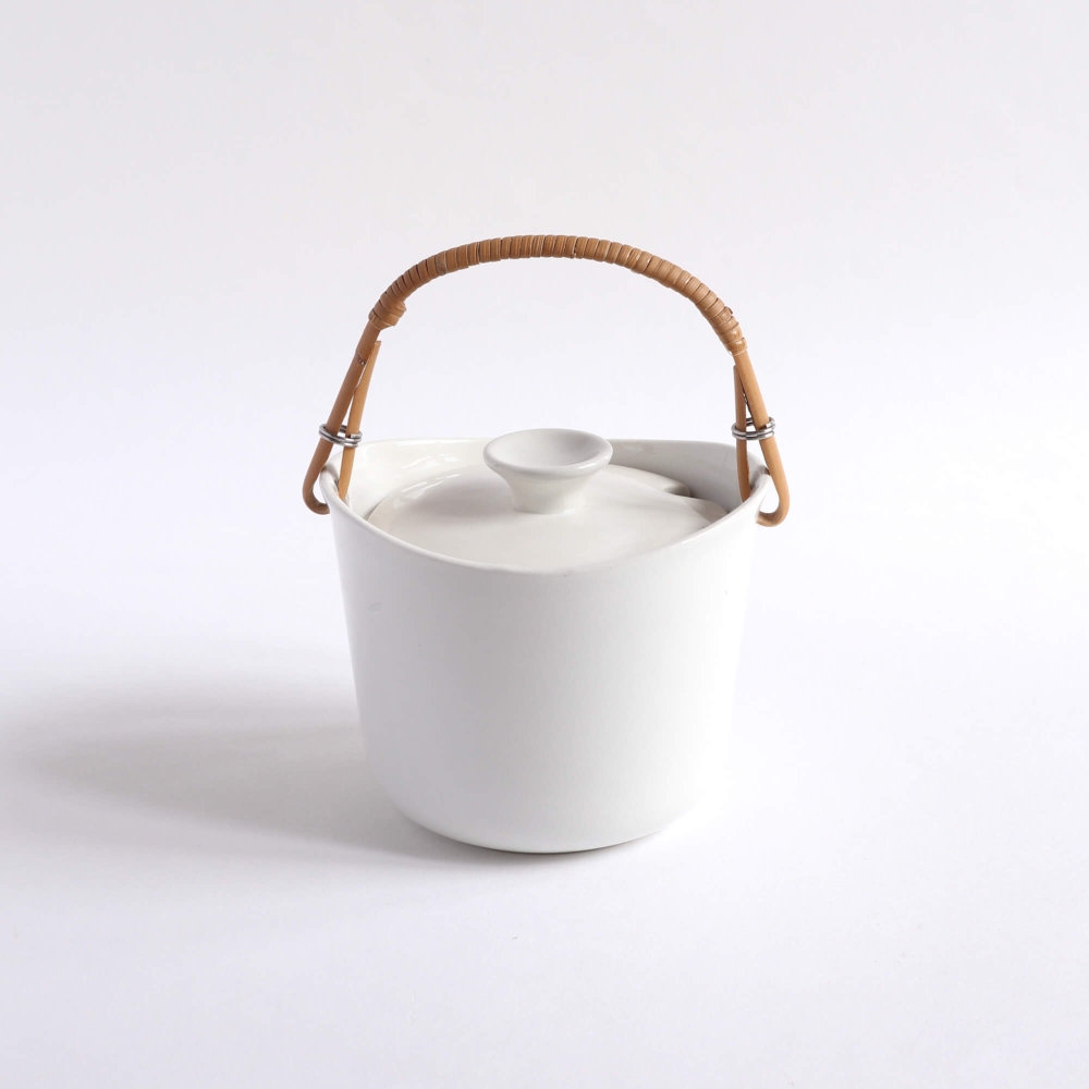  Kaj Franck / KILTA / Jum jar with ruttan handle / White