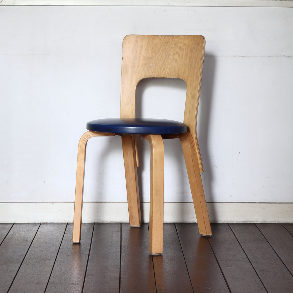 Alvar Aalto / Chair No.66 / Blue