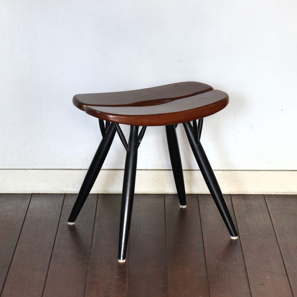 Ilmari Tapiovaara/ Stool  