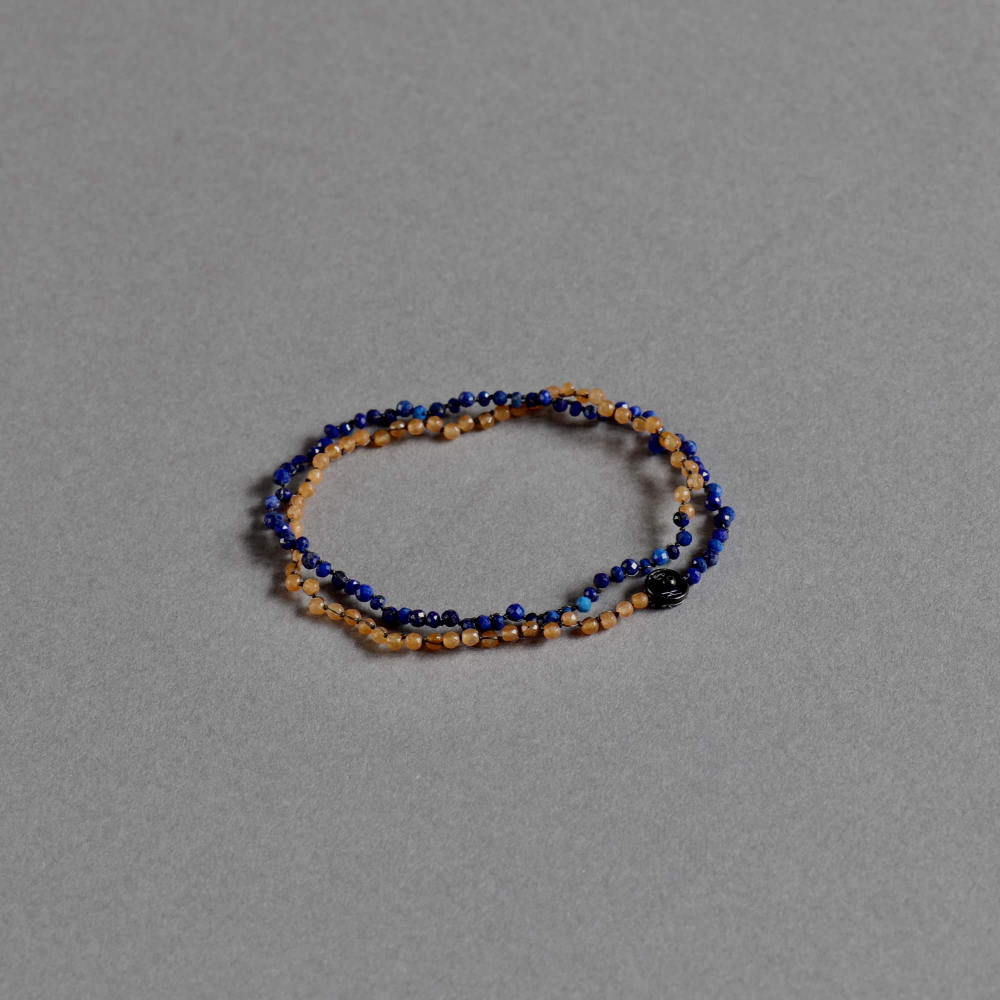 <img class='new_mark_img1' src='https://img.shop-pro.jp/img/new/icons7.gif' style='border:none;display:inline;margin:0px;padding:0px;width:auto;' />Melanie Decourcey / lapis lazuli & Aventurine double DNA bracelet