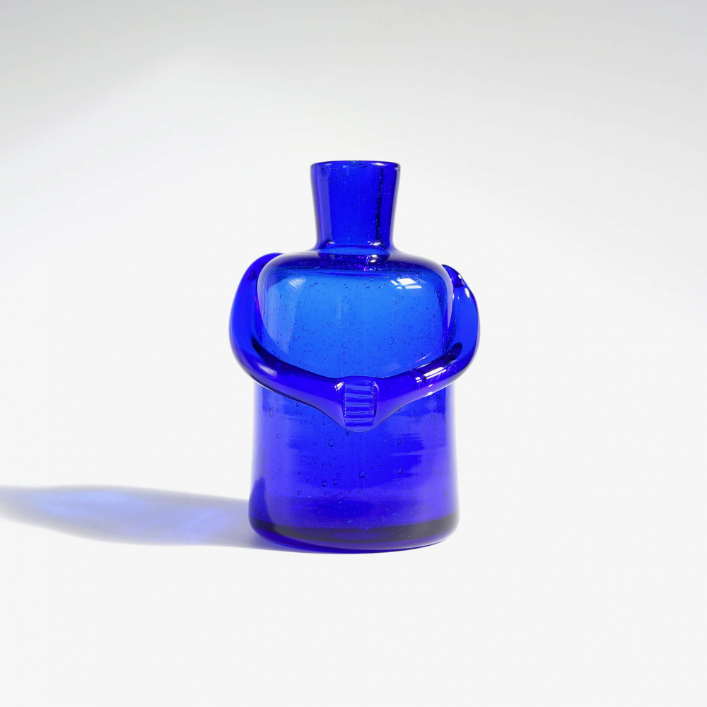 <img class='new_mark_img1' src='https://img.shop-pro.jp/img/new/icons39.gif' style='border:none;display:inline;margin:0px;padding:0px;width:auto;' />Erik Hoglund/People Decanter/Blue