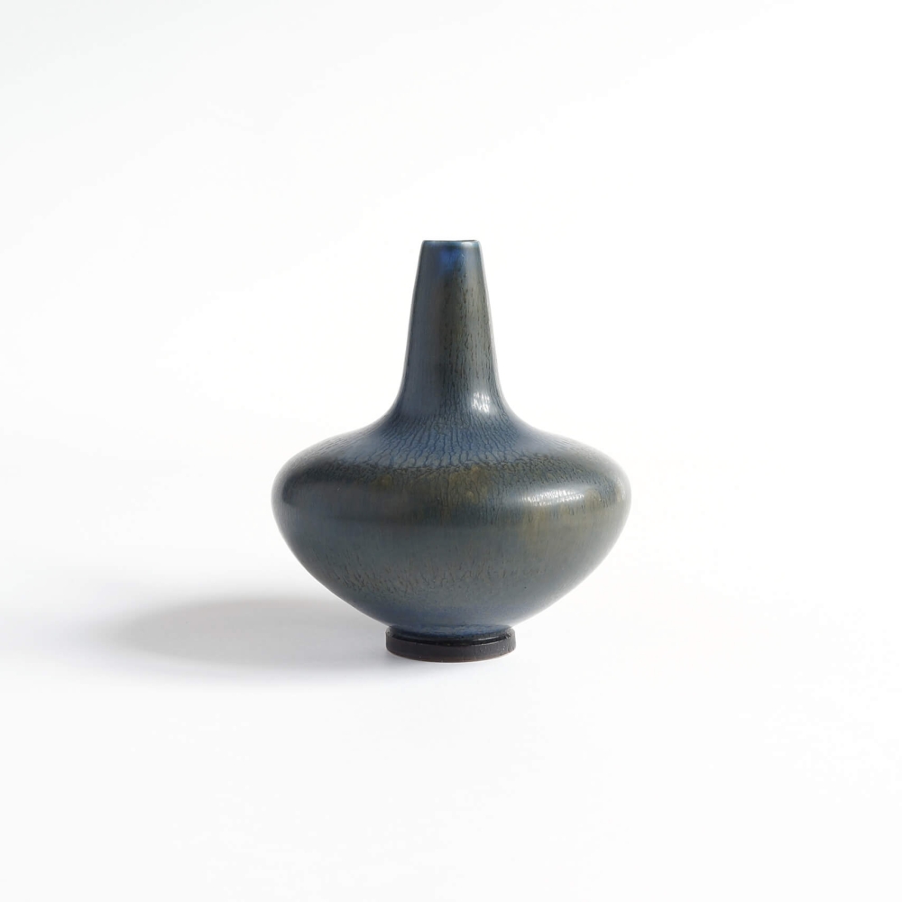 <img class='new_mark_img1' src='https://img.shop-pro.jp/img/new/icons39.gif' style='border:none;display:inline;margin:0px;padding:0px;width:auto;' />Berndt Friberg / Vase / Gustavsberg