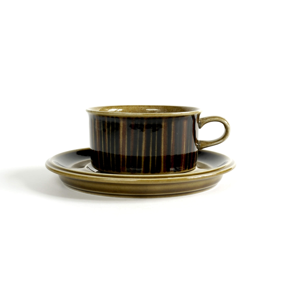 <img class='new_mark_img1' src='https://img.shop-pro.jp/img/new/icons39.gif' style='border:none;display:inline;margin:0px;padding:0px;width:auto;' />Ulla Procope / 