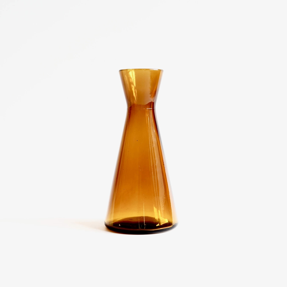 <img class='new_mark_img1' src='https://img.shop-pro.jp/img/new/icons39.gif' style='border:none;display:inline;margin:0px;padding:0px;width:auto;' />Kaj Franck /Nuutajarvi/ Vase / Amber