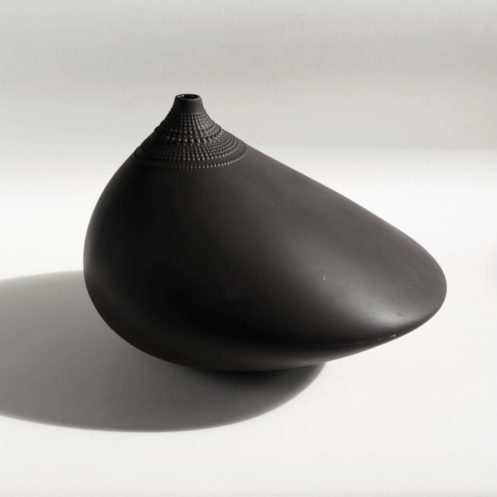 Tapio Wirkkala/ Pollo (L) Black / Rosenthal - organ-online.com