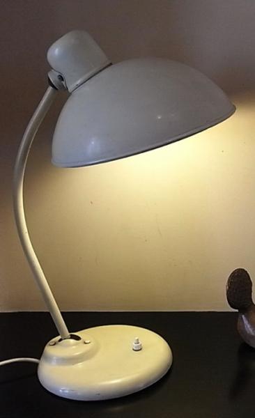 Kandem/ Desk Lamp (White) - organ-online.com