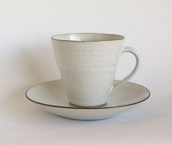 Lucie Rie / Conical Cup&Saucer