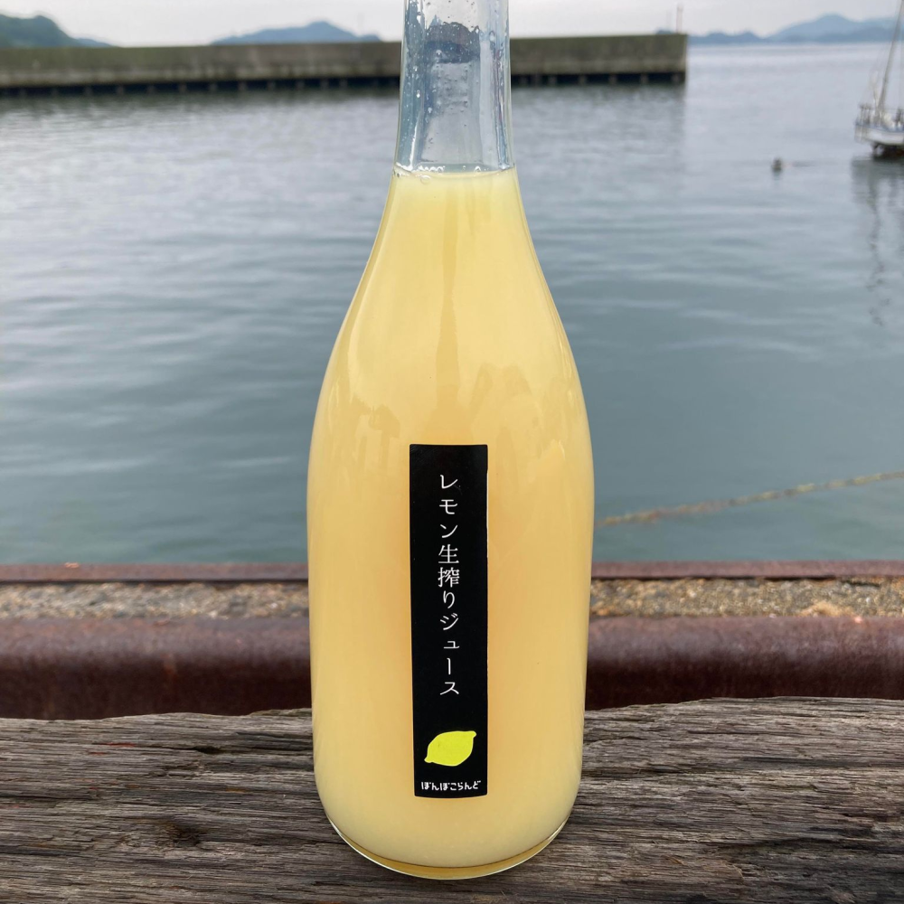 生搾りレモンジュース（ストレート果汁720ml）×２本の商品画像