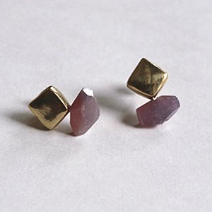 Tenpchipierced earrings /  7ӡ