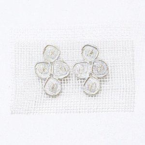 ҡpierced earrings WHITE 17