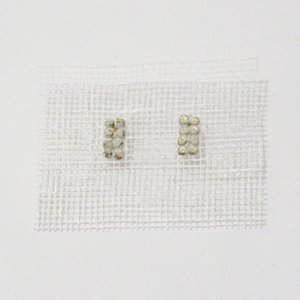 ҡpierced earrings WHITE 02
