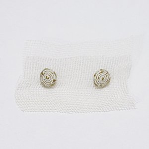 ҡpierced earrings WHITE 05