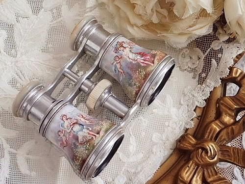 逸品 エナメル彩 天使のオペラグラス - 薔薇と天使のアンティーク