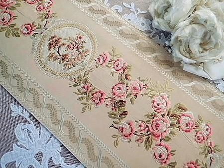 リヨン シルク薔薇刺繍ボーダー（A）SOLD/（B) SOLD - 薔薇と天使の ...