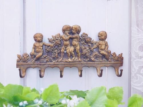 家具の装飾美（ 天使のフック） - 薔薇と天使のアンティーク