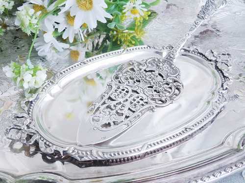 純銀 花かご透かし装飾 ケーキサーバー - 薔薇と天使のアンティーク