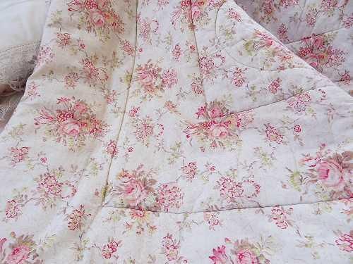 薔薇のフレンチファブリックキルト - 薔薇と天使のアンティーク