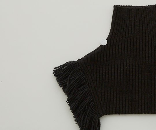 eLfinFolk（エルフィンフォルク）／Rib knit Knights cape - black