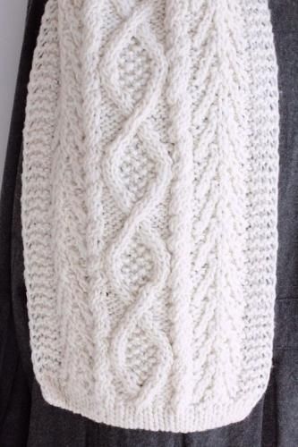 made in Peru】 ケーブル編みマフラーWH - crochet