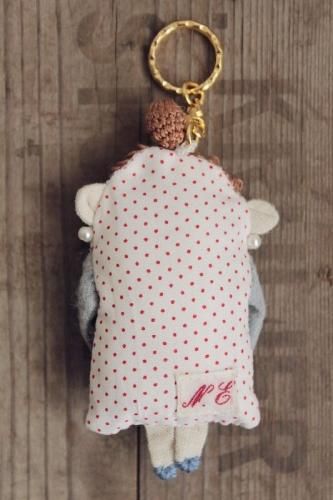 nesessaire ぶさいくちゃんキーホルダーGY - crochet
