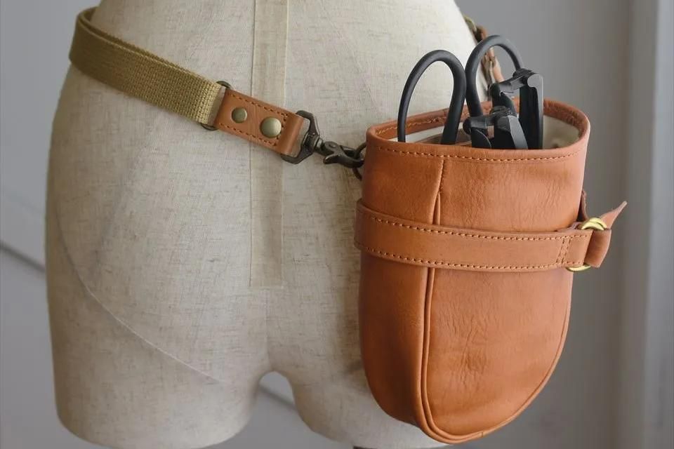 WORKS & LABO.(ワークス&ラボ)Portable Toolbag(シザーケース)使い方