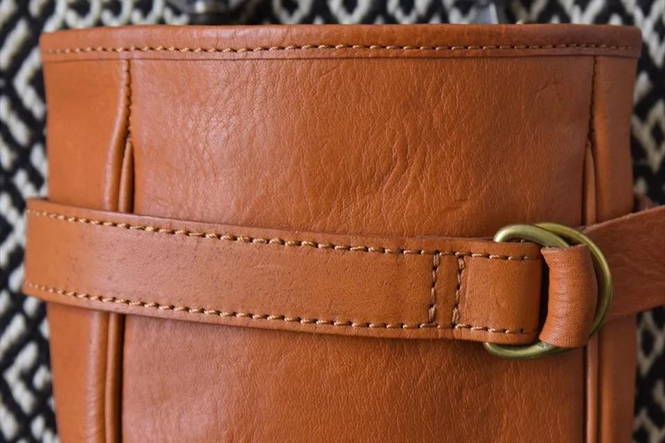 WORKS & LABO.(ワークス&ラボ)Portable Toolbag(シザーケース)タンニンなめしの上質な栃木レザーと真鍮