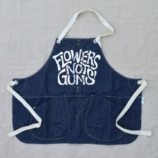 Suolo（スオーロ）GRIZZLYエプロン デニム-A（Flowers Not Guns!プリント）