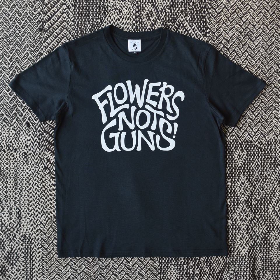 WORKS & LABO.（ワークス＆ラボ）FLOWERS NOT GUNS! サイケロゴTシャツ ブラック×ホワイト（シルクスクリーンプリント）