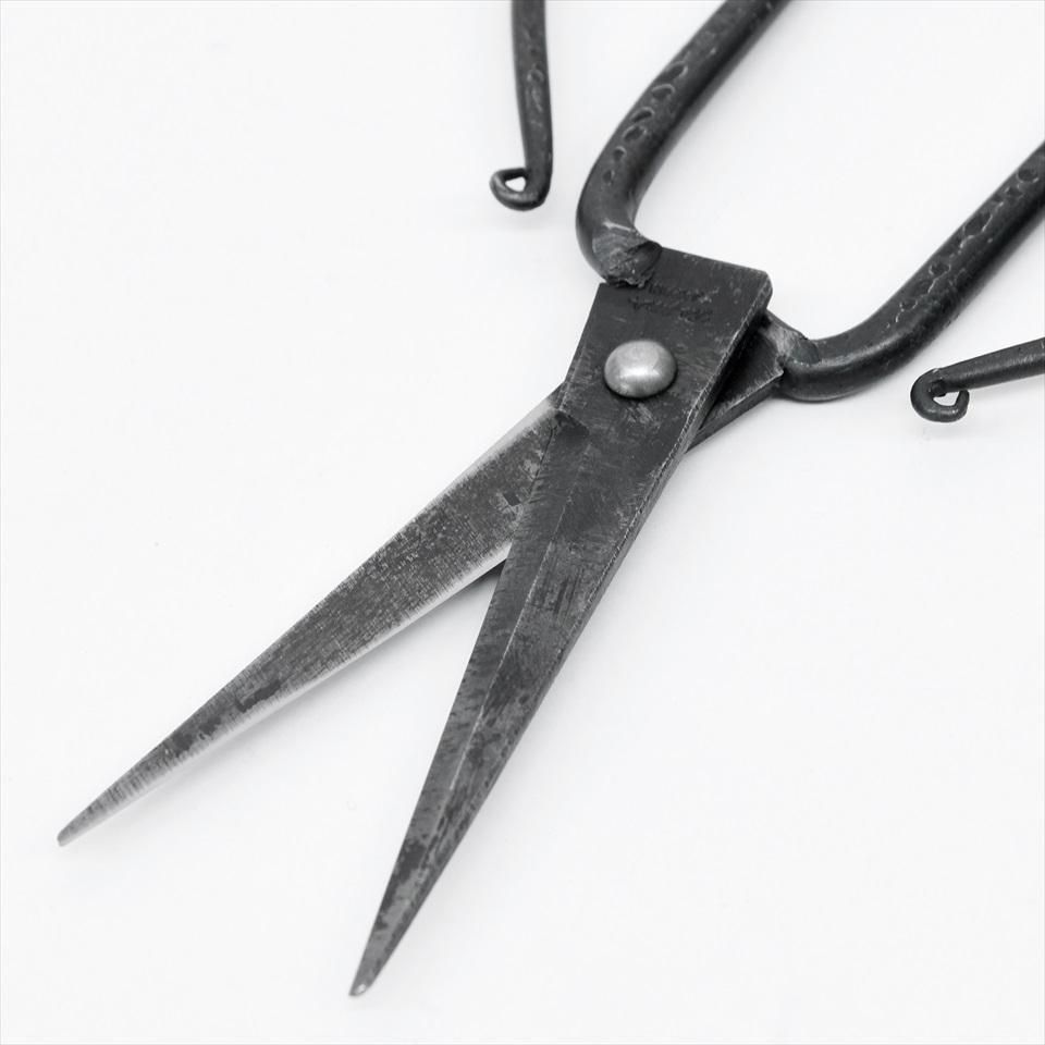 Tajika（タジカ）iron HOUSEHOLD SCISSORS - Lifetime