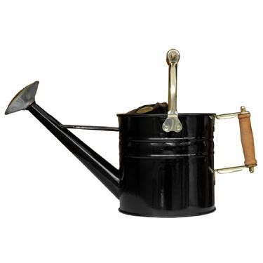 イギリスHaws(ホーズ)木製ハンドルトラディショナルカン4.5L イギリスHaws(ホーズ)木製ハンドルトラディショナルカン4.5L