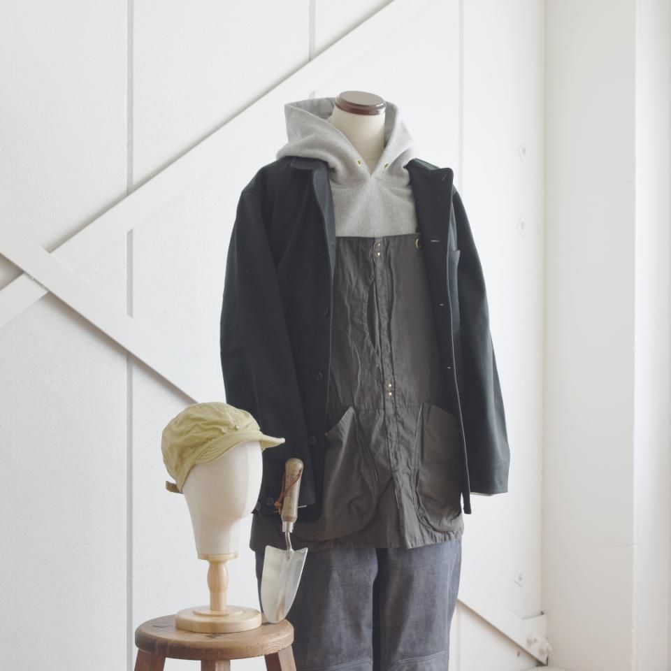 Suolo(スオーロ)GRIZZLY エプロン ブラック(ヘリンボン) Suolo(スオーロ)GRIZZLY エプロン ブラック(ヘリンボン)