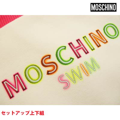 モスキーノ MOSCHINO メンズ トップス パンツ 上下組 フード裏/袖口ネオンカラー・チェスト部分ロゴ付セットアップジャージ  A1702+A6701 2317 1/555