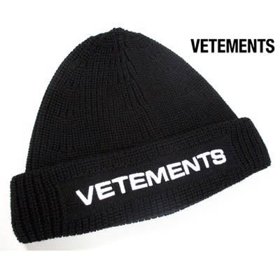 ヴェトモン(VETEMENTS) メンズ 小物 帽子 キャップ ビーニー ニット帽 ロゴ 刺繍ロゴ付ニットキャップ UA52KN300