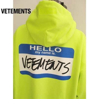 ヴェトモン(VETEMENTS) メンズ トップス パーカー ネオンカラー・ロゴ