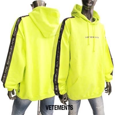 VETEMENTS テープロゴ パーカー-