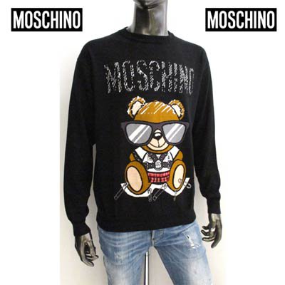 モスキーノ(MOSCHINO), メンズ トップス ニット セーター ロゴ 2color グラフィティーロゴ付クルーネック, V0927 5201 -  ガッツ オンラインショップ