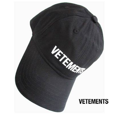 ヴェトモン VETEMENTS メンズ 帽子 キャップ ユニセックス可 ※同デザインで色違いもあり  裏地/つば部分ロゴ・フロント刺繍ロゴ・バックLIMITED EDITION刺繍付きキャップ ブラック