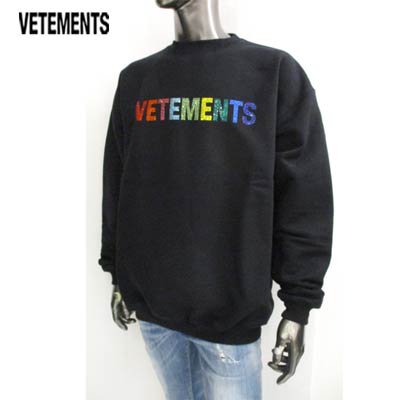 ヴェトモン VETEMENTS メンズ スウェット トレーナー トップス ユニセックス可 ※同じデザインで色違いもあり  マルチカラークリスタルラインストーンVETEMENTSロゴ・ロゴ刺繍付きトレーナー 黒