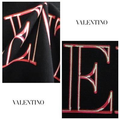 VALENTINO ロゴプリントフーディー Sサイズ VALENTINO ロゴプリントフーディー Sサイズ