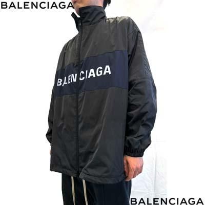 BALENCIAGA ウインドブレーカー 赤・黒・青 BALENCIAGA（ナイロンジャケット）のフリマアイテム一覧