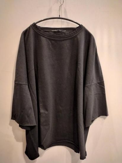 <img class='new_mark_img1' src='https://img.shop-pro.jp/img/new/icons6.gif' style='border:none;display:inline;margin:0px;padding:0px;width:auto;' />album di famiglia　　ボクシービックTシャツ　ブラック