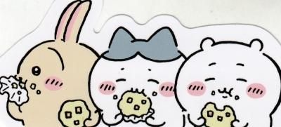 01.ちいかわ＆ハチワレ＆うさぎ(いもむしパン)】ちいかわ