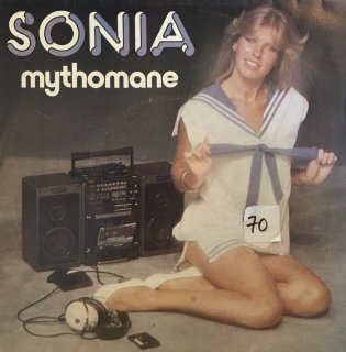 Sonia - Mythomane / La Chanson  Gimmicks