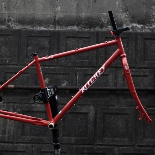 RITCHEY / å