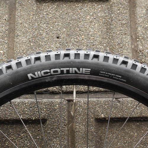 45NRTH / NICOTINE / 29 x 2.35 / 120tpi / 45Ρ / ˥ / 29er / winter / tire