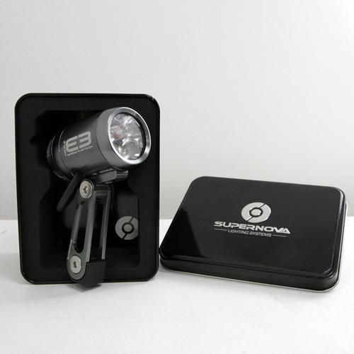 SUPERNOVA E3 Triple 2ダイナモライト Amazon | Supernova E3 Triple 2 Dynamo Headlight: Black by