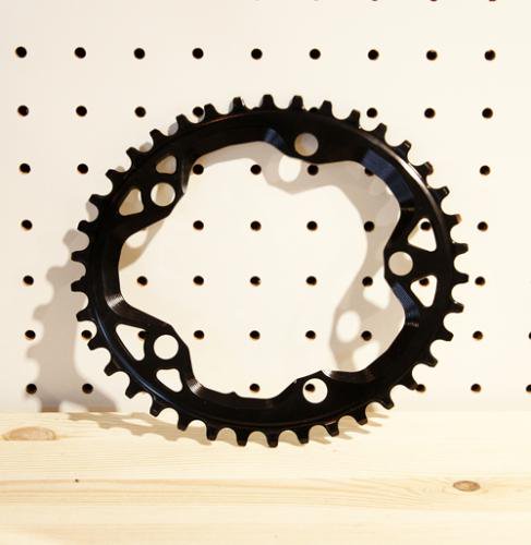 Absolute Black / 110BCD CX Oval Chainring / 38T Black