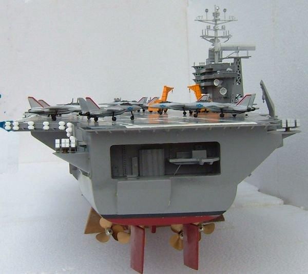 RC USS ミニッツ航空母艦 RTR - ベストコレクター